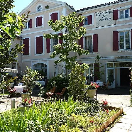 Hotel Le Mont Royal 3*