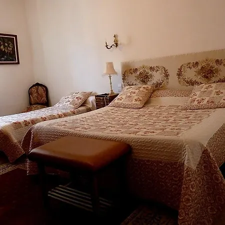 Le Mont Royal 호텔 3*