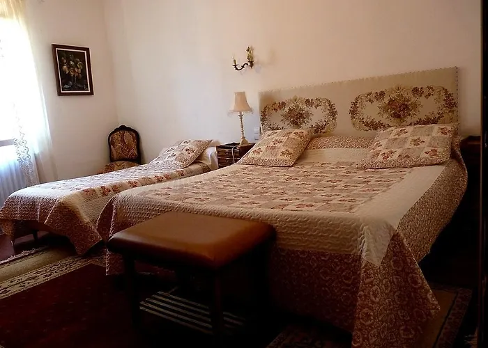 Le Mont Royal فندق 3*