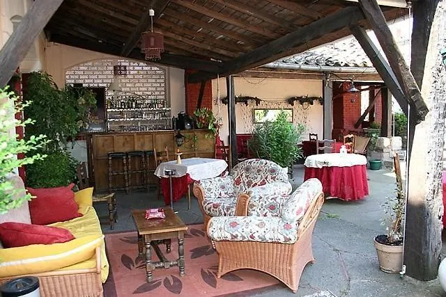 Le Mont Royal فندق