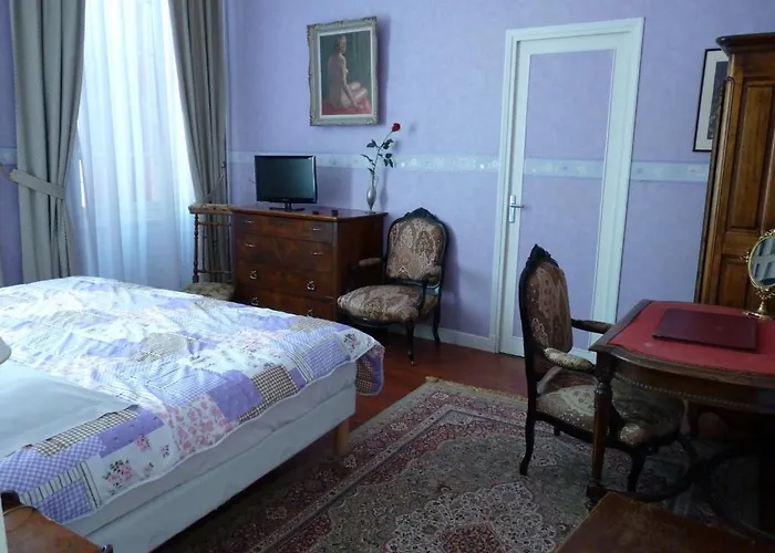 فندق Le Mont Royal 3*